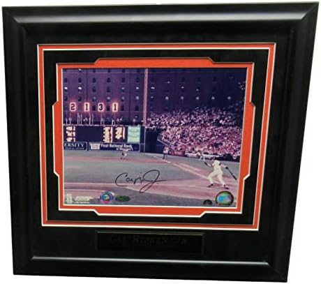 Cal Ripken Jr. İmzalı İmzalı 8x10 Fotoğraf Çerçeveli Baltimore Orioles Steiner - İmzalı MLB Fotoğrafları